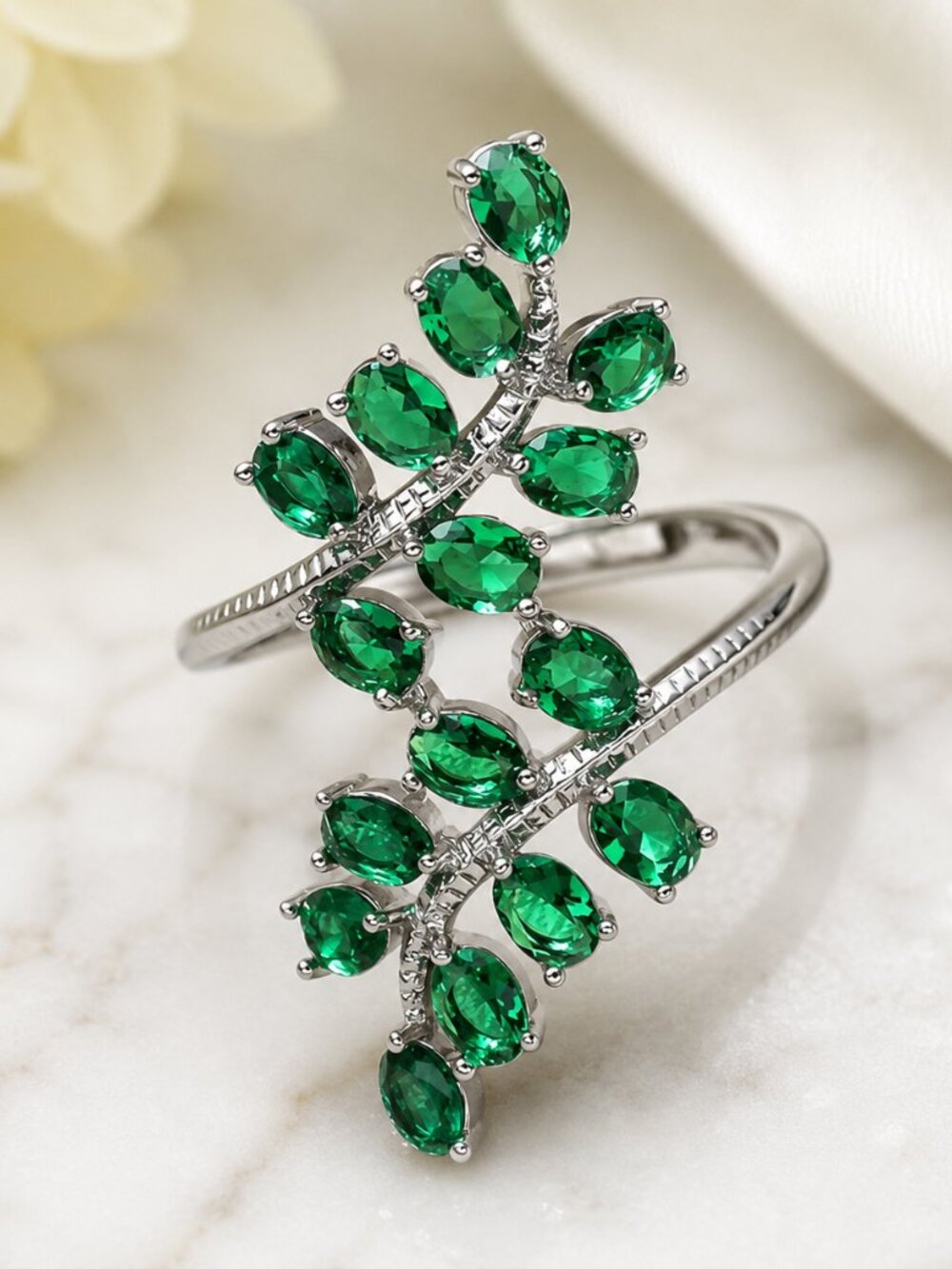 Emerald Green Leaf Statement Ring – Silver-Tone Adjustable Wrap Ring - Size 8